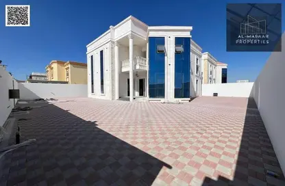 Villa - 5 Bedrooms - 7 Bathrooms for sale in Al Yasmeen 1 - Al Yasmeen - Ajman