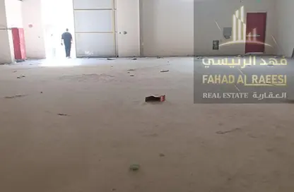 مستودع - استوديو - 1 حمام للايجار في أم الثعوب - أم القيوين