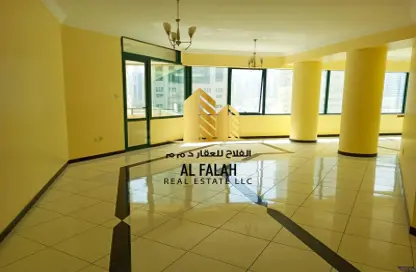 Apartment - 3 Bedrooms - 4 Bathrooms for rent in Al Taawun Street - Al Taawun - Sharjah