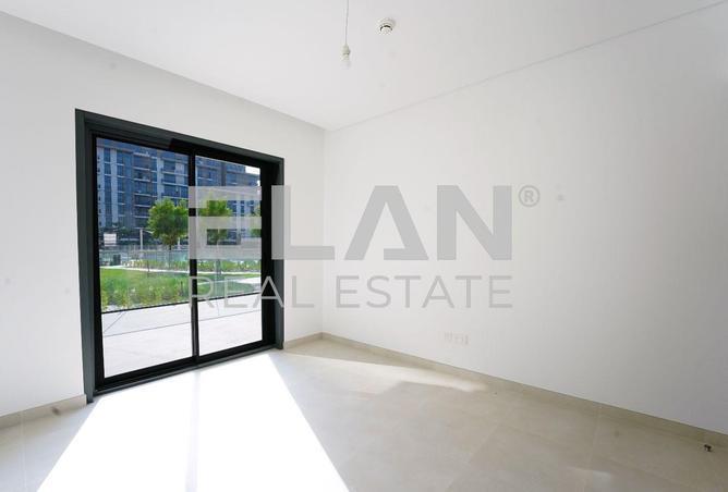  Park View | Large Layout | Big Terrace | Vacant