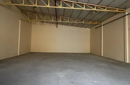 Warehouse - Studio - 1 Bathroom for rent in Umm Al Thuoob - Umm Al Quwain
