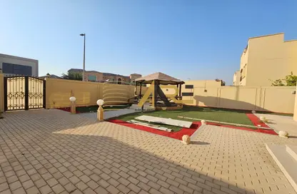 فيلا - 5 غرف نوم - 7 حمامات للايجار في براشي - البادي - الشارقة