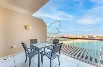 Apartment - Studio - 1 Bathroom for rent in Palm Views East - Palm Views - Palm Jumeirah - Dubai