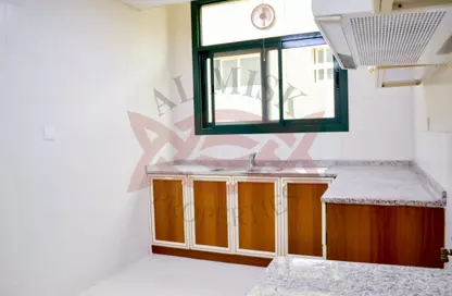 Apartment - 1 Bathroom for rent in Sohool Building - Al Butina - Sharjah