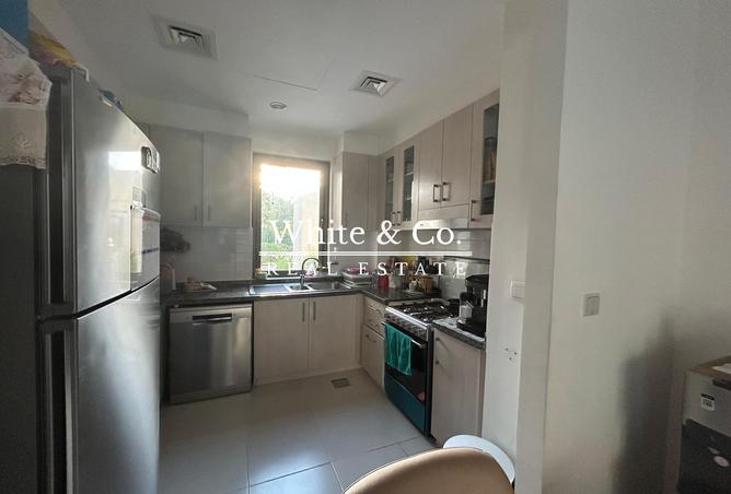 15552012 - Property Image 3