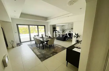 Villa - 4 Bedrooms - 5 Bathrooms for rent in Meadows 2 - Meadows - Dubai