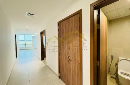Apartment - 2 Bedrooms - 3 Bathrooms for rent in DXB Tower - Sheikh Zayed Road - Dubai
