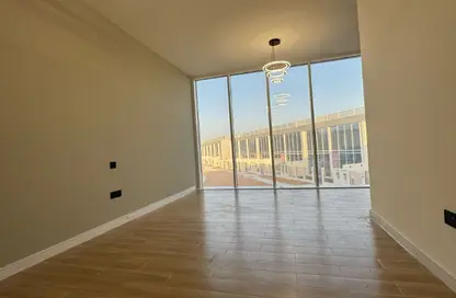 تاون هاوس - غرفة نوم - 2 حمامات للبيع في روكان 3 - روكان - دبي لاند - دبي