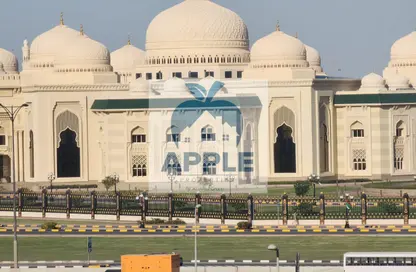 Apartment - 1 Bedroom - 2 Bathrooms for rent in Muwaileh - Sharjah