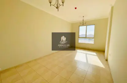 شقة - 2 غرف نوم - 2 حمامات للايجار في سراب 2 - الجادة - الشارقة