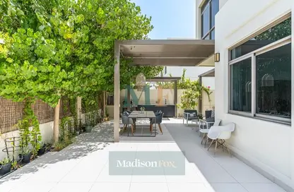 Townhouse - 4 Bedrooms - 4 Bathrooms for sale in Noor Townhouses - Town Square - Dubai