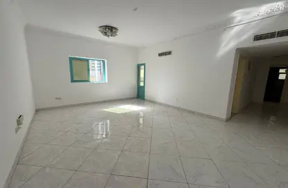 شقة - 2 غرف نوم - 3 حمامات للايجار في المجاز 3 - المجاز - الشارقة