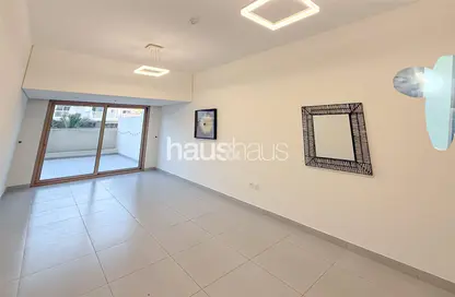 شقة - غرفة نوم - 2 حمامات للايجار في ذا وينجز بلوك ب - الاجنحه - ارجان - دبي