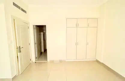 Apartment - 2 Bedrooms - 2 Bathrooms for rent in Muwaileh Commercial - Sharjah