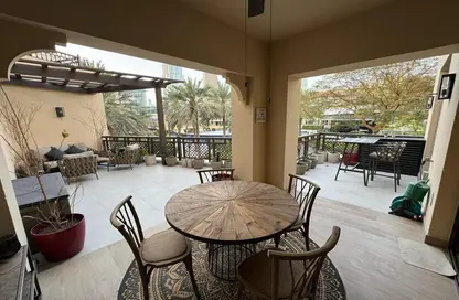 شقة - غرفة نوم - 2 حمامات للايجار في التاجر ريزيدنس - جزيرة المدينة القديمة - دبي وسط المدينة - دبي