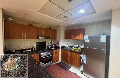 Apartment - 1 Bedroom - 2 Bathrooms for rent in Corniche Tower - Ajman Corniche Road - Ajman