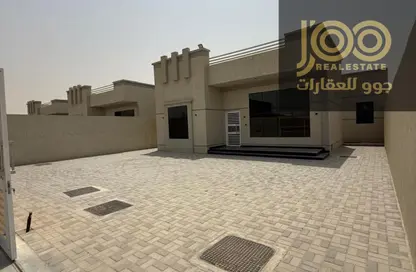 Villa - 5 Bedrooms - 4 Bathrooms for rent in Al Raas - Umm Al Quwain
