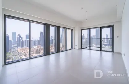 Apartment - 2 Bedrooms - 2 Bathrooms for rent in Burj Royale - Downtown Dubai - Dubai