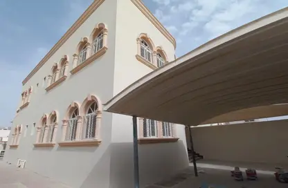 Villa - 5 Bedrooms - 7+ Bathrooms for rent in Shakhbout City - Abu Dhabi