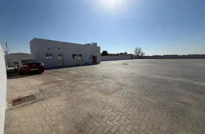 أرض - استوديو للايجار في الصجعة الصناعية - الصجعة - الشارقة