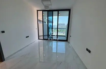 Apartment - 1 Bedroom - 2 Bathrooms for rent in Samana Park Views - Arjan - Dubai