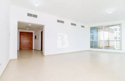 Empty Room image for: Apartment - 3 Bedrooms - 4 Bathrooms for rent in Khalidiya Tower B - Khalidiya Twin Towers - Al Khalidiya - Abu Dhabi, Image 1