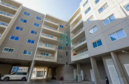 Apartment - 3 Bedrooms - 4 Bathrooms for rent in Al Reef Downtown - Al Reef - Abu Dhabi