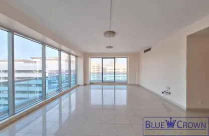 Apartment - 4 Bedrooms - 4 Bathrooms for rent in Silver Sands 2 - Mankhool - Bur Dubai - Dubai