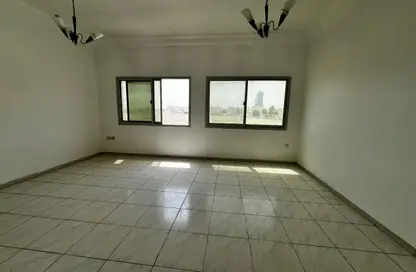 Apartment - 2 Bedrooms - 2 Bathrooms for rent in Al Zuaina Building - Al Musalla - Al Gharb - Sharjah