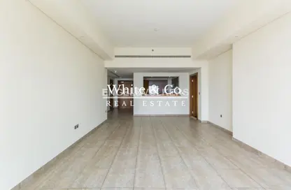Apartment - 2 Bedrooms - 2 Bathrooms for rent in Marina Residences 4 - Marina Residences - Palm Jumeirah - Dubai