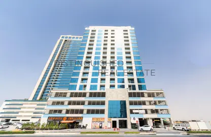 Apartment - 1 Bathroom for rent in The Gate Residence 2 - Dubai Residence Complex - Dubai