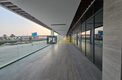 Retail - Studio for rent in Azizi Fawad Residence - Dubai Healthcare City 2 - Al Jaddaf - Dubai