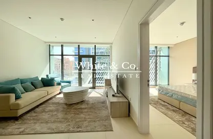 Living Room image for: Apartment - 1 Bedroom - 2 Bathrooms for rent in Seven Palm - Palm Jumeirah - Dubai, Image 1