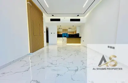 شقة - غرفة نوم - 2 حمامات للايجار في بناية الأمير - ارجان - دبي