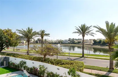Villa - 6 Bedrooms - 6 Bathrooms for sale in Meadows 1 - Meadows - Dubai