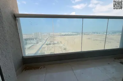Apartment - 2 Bedrooms - 3 Bathrooms for rent in Gulf Tower - Emirates City - Ajman