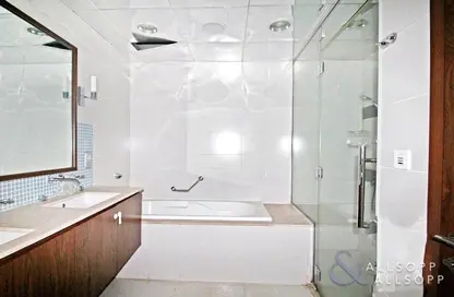 Bathroom image for: Apartment - 1 Bedroom - 2 Bathrooms for sale in Oceana Adriatic - Oceana - Palm Jumeirah - Dubai, Image 1