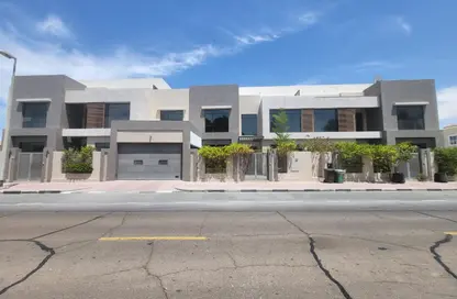 Townhouse - 5 Bedrooms - 5 Bathrooms for rent in Jumeirah 1 Villas - Jumeirah 1 - Jumeirah - Dubai