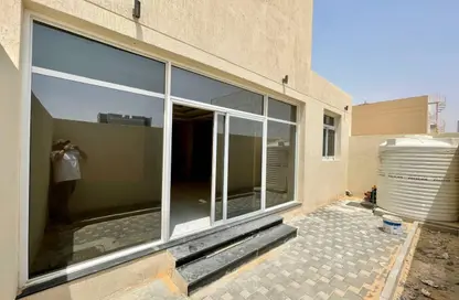 فيلا - 3 غرف نوم - 4 حمامات للايجار في الزاهية جاردنز - الزاهية - عجمان