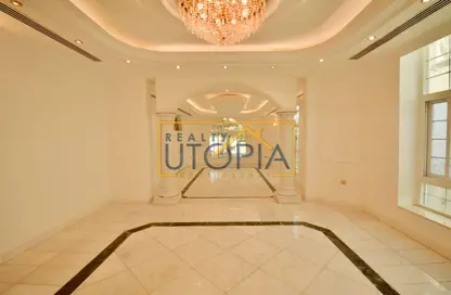 Villa - 5 Bedrooms - 6 Bathrooms for rent in Jumeirah 1 Villas - Jumeirah 1 - Jumeirah - Dubai