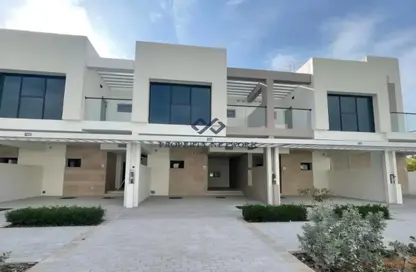 Villa - 3 Bedrooms - 3 Bathrooms for sale in Greenwoods - DAMAC Hills - Dubai