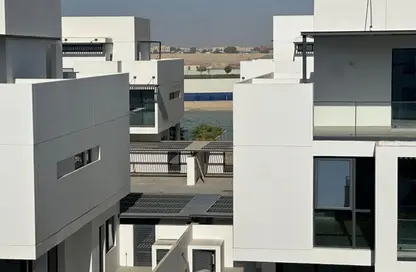 Townhouse - 4 Bedrooms - 6 Bathrooms for sale in Sun Island - Ajmal Makan City - Sharjah Waterfront City - Sharjah