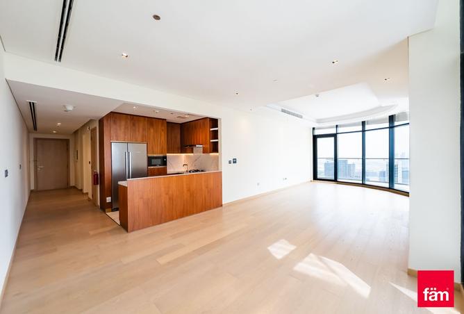 Spacious apt, Luxury feeling, near DXB Mall