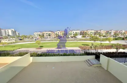 Balcony image for: Villa - 4 Bedrooms - 6 Bathrooms for rent in Sur La Mer - La Mer - Jumeirah - Dubai, Image 1