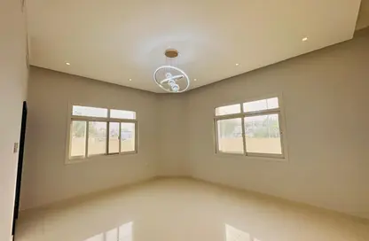 Villa - 4 Bedrooms - 6 Bathrooms for rent in Al Khawaneej 2 - Al Khawaneej - Dubai