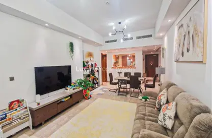 شقة - 2 غرف نوم - 3 حمامات للايجار في مساكن المارينا 6 - مساكن المارينا - نخلة جميرا - دبي