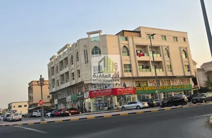 عمارة بالكامل - 8 غرف نوم - 8 حمامات للبيع في 1 المويهات - المويهات - عجمان