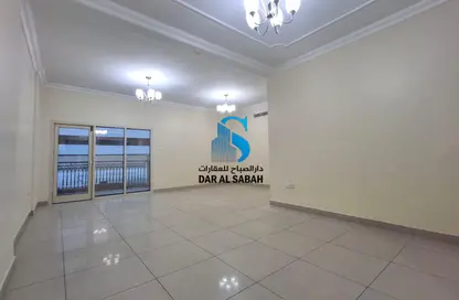 شقة - 2 غرف نوم - 3 حمامات للايجار في شارع 64 ​ - النهدة - الشارقة