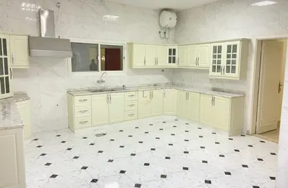 Kitchen image for: Villa - 6 Bedrooms - 7 Bathrooms for sale in Al Ain Ladies Club - Al Markhaniya - Al Ain, Image 1