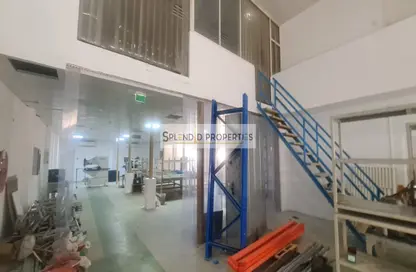 Warehouse - Studio - 1 Bathroom for rent in Al Qusais Industrial Area 1 - Al Qusais Industrial Area - Al Qusais - Dubai